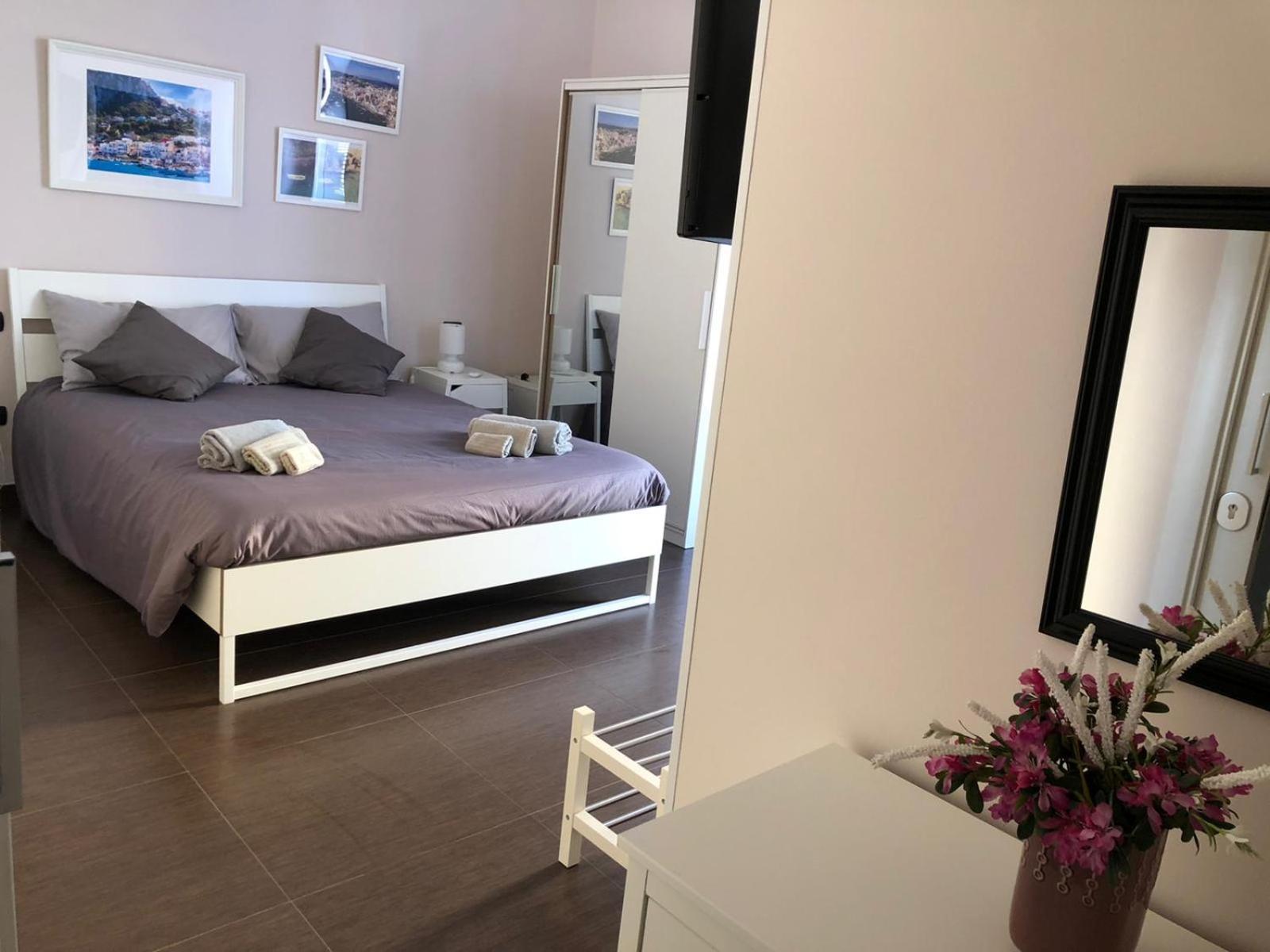 Le Suites Maor Gaeta Oda fotoğraf